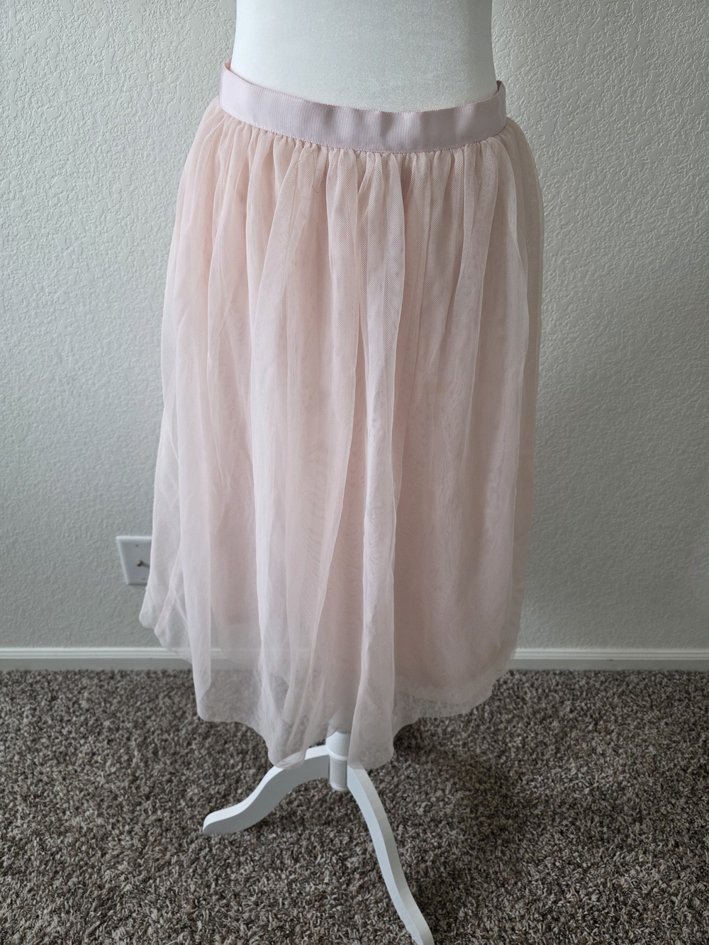 Women's Pink Tulle Skirt - Soft A-Line Midi - Picture 2 of 10
